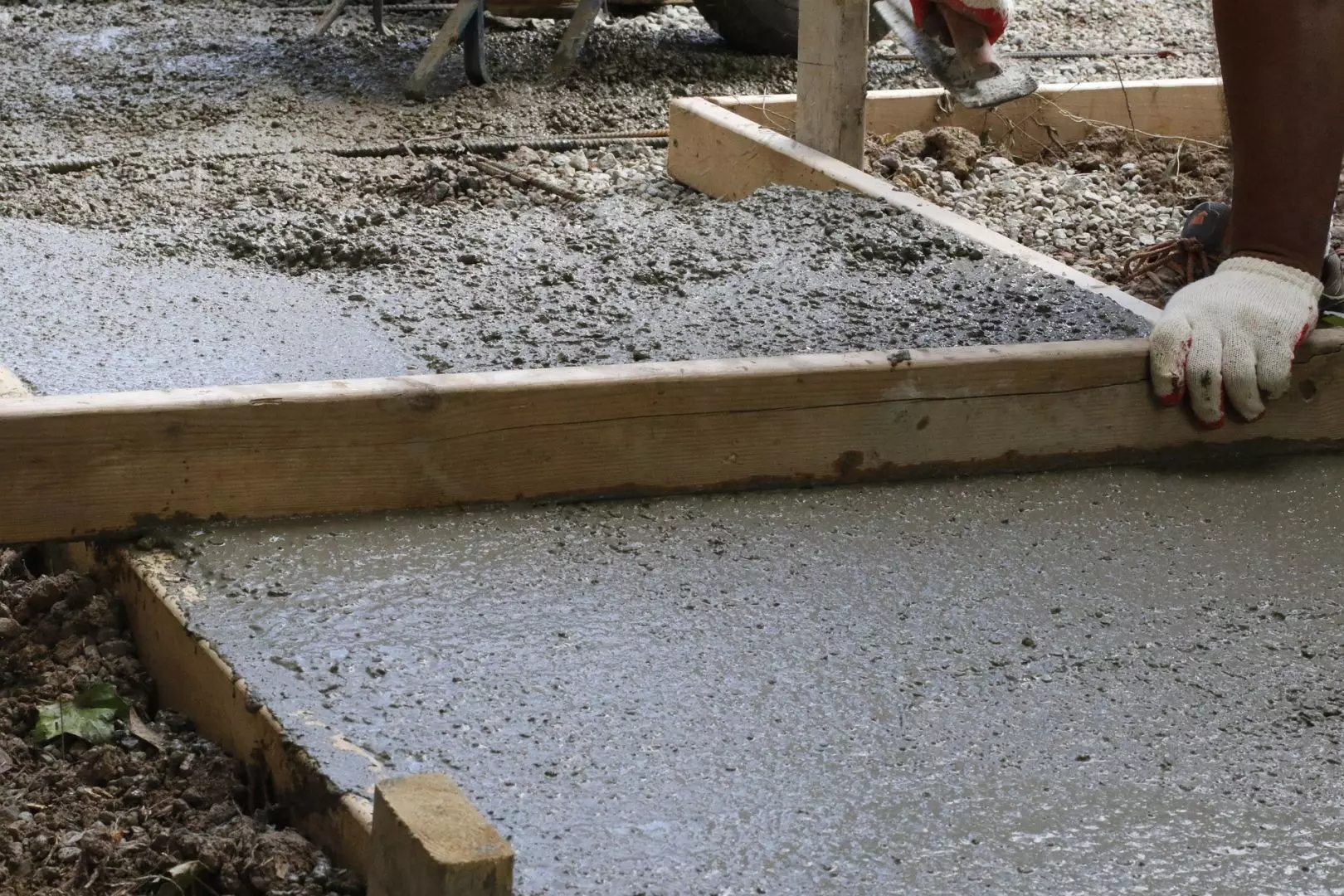 Swindon Liquid Screed Flooring | Screeding Installation Swindon